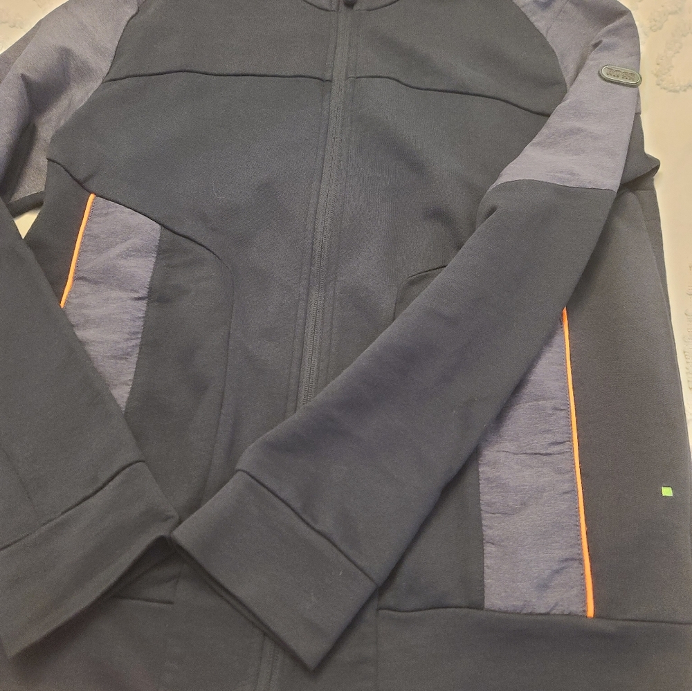 Hugo Boss Zip Up - Picture 4 of 5